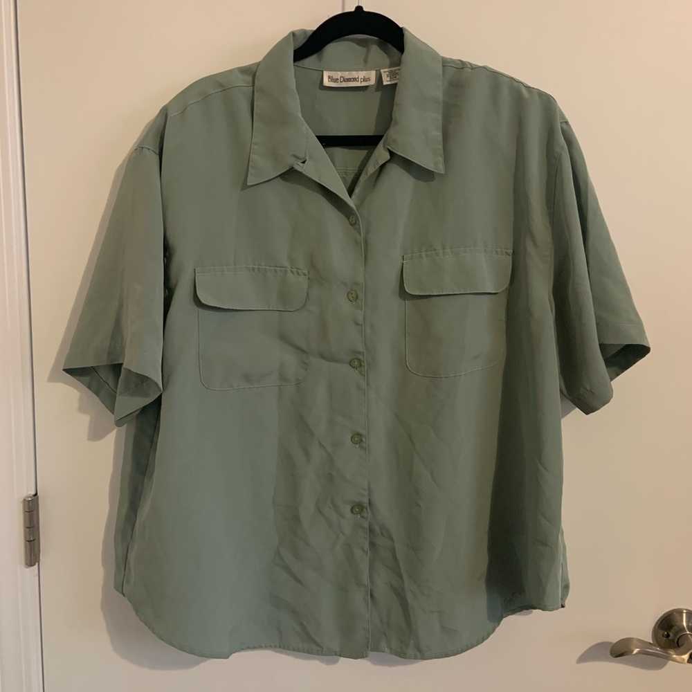 Vintage short sleeve button up blouse